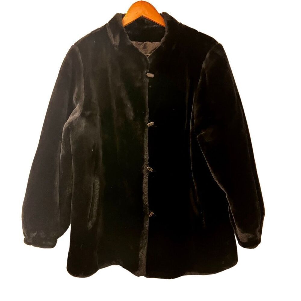 Vintage Glenoit Women's Black Faux Fur With Toggle Closure EVC *See Details